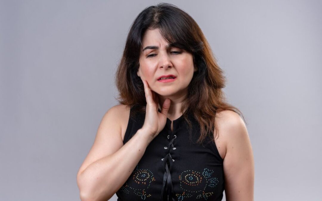 ¿Dolor al masticar? (Posibles causas)